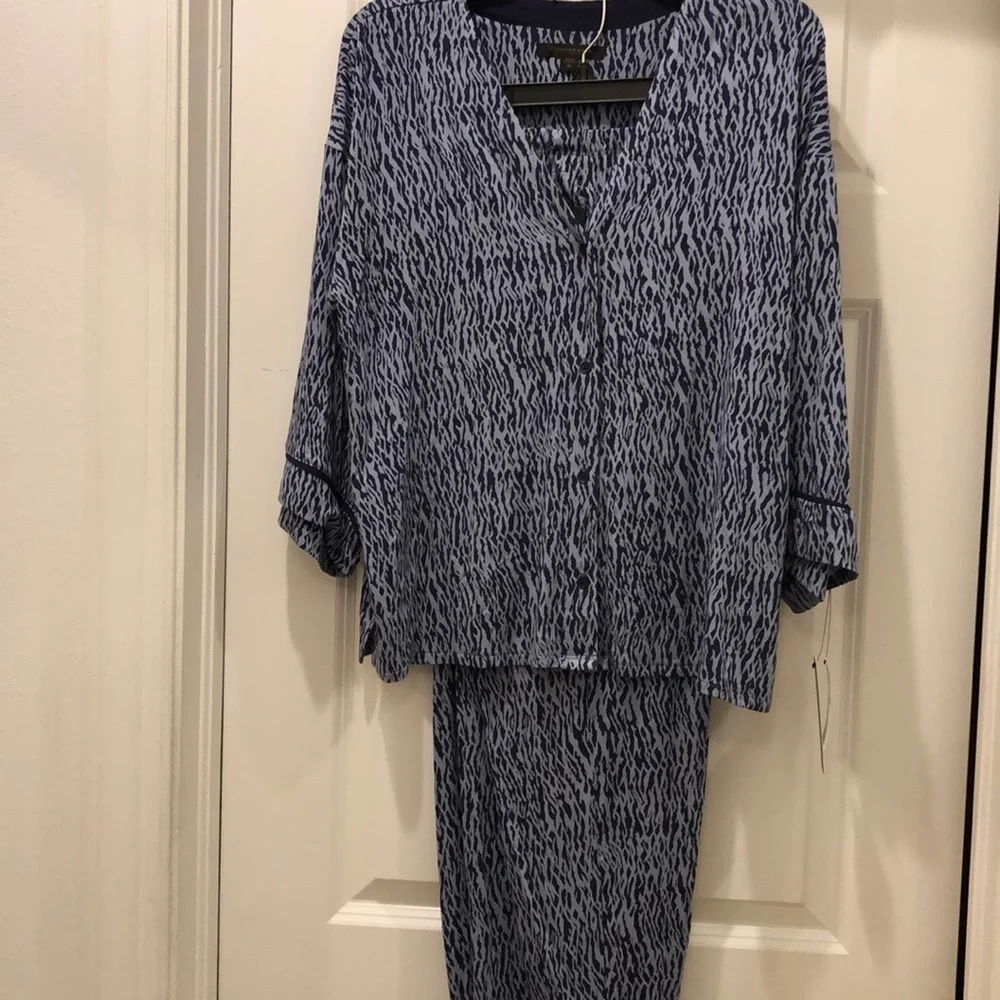 DONNA KARAN 2-pc PAJAMA SET NAVY/GRAY NWT sz XL